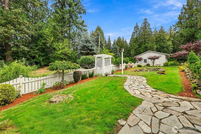 6710 152nd St Court NW, Gig Harbor, WA 98332