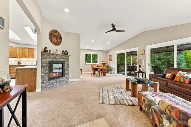 6710 152nd St Court NW, Gig Harbor, WA 98332
