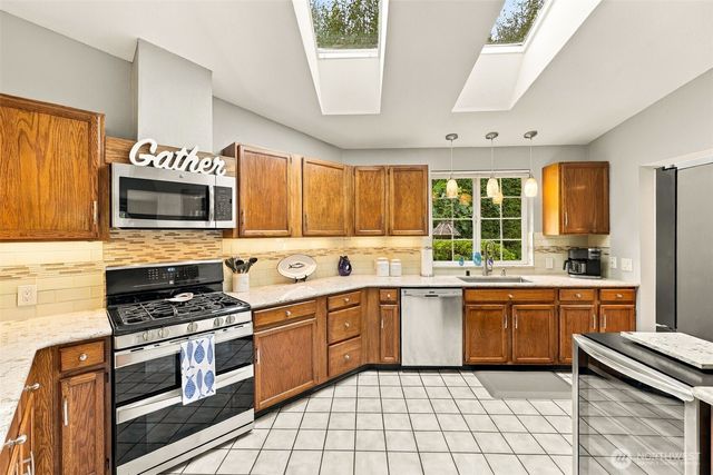 6710 152nd St Court NW, Gig Harbor, WA 98332