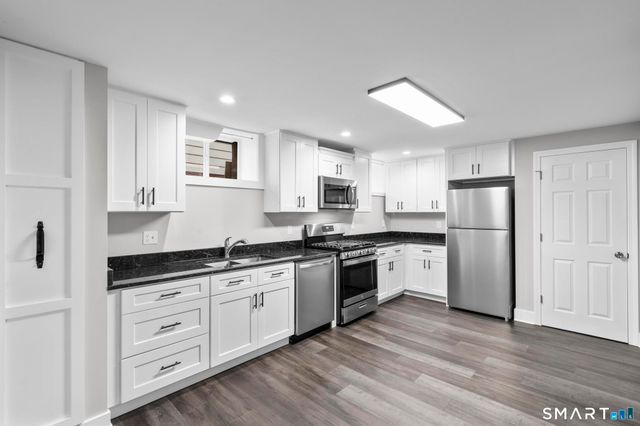 548 Ferry Street, New Haven, CT 06513