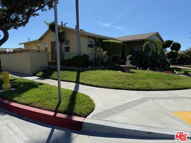 2904 W 137th Street, Gardena, CA 90249