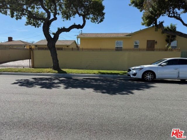 2904 W 137th Street, Gardena, CA 90249