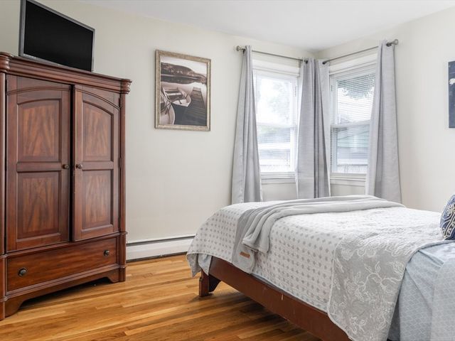 83 Vincent Avenue, North Providence, RI 02904