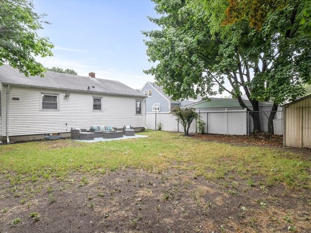 83 Vincent Avenue, North Providence, RI 02904