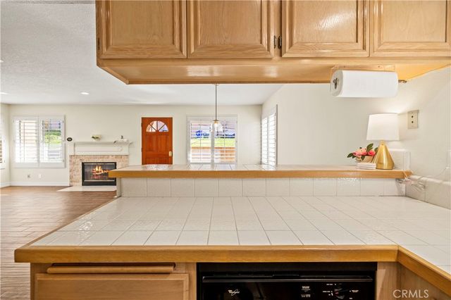 22713 Copper Hill 42, Saugus, CA 91350