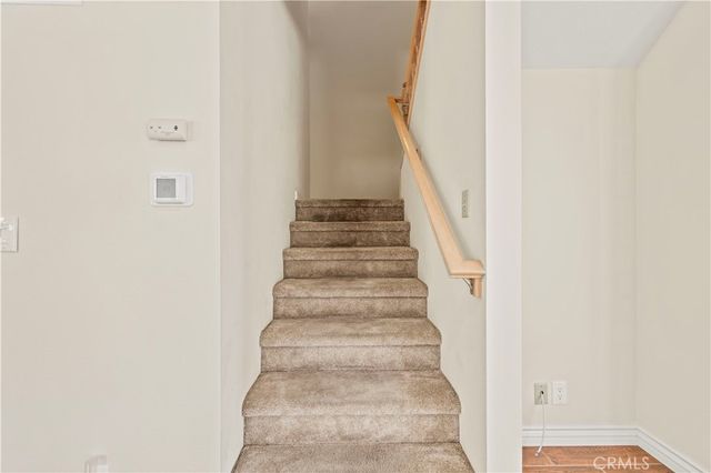 22713 Copper Hill 42, Saugus, CA 91350