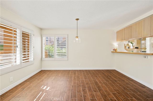 22713 Copper Hill 42, Saugus, CA 91350