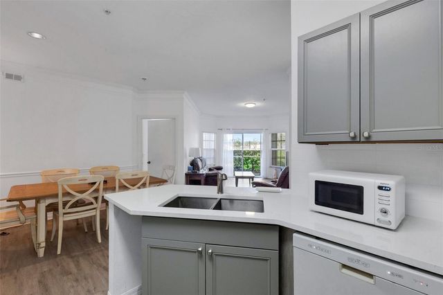 5122 NORTHRIDGE ROAD 112, Sarasota, FL 34238