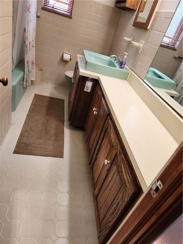 5330 Greensburg Road, Washington Twp, PA 15613