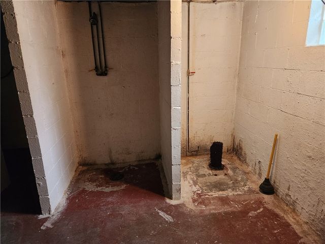 5330 Greensburg Road, Washington Twp, PA 15613