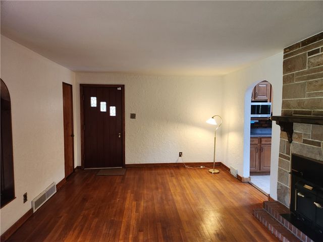 5330 Greensburg Road, Washington Twp, PA 15613