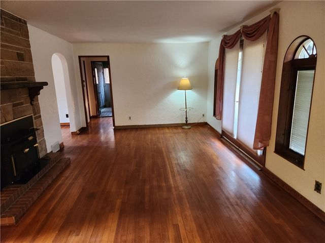 5330 Greensburg Road, Washington Twp, PA 15613