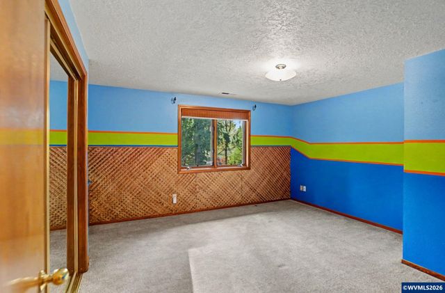 6783 Rippling Brook Dr SE, Salem, OR 97317