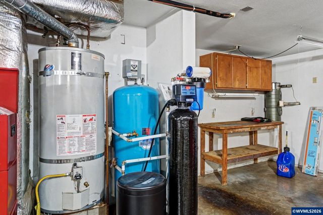 6783 Rippling Brook Dr SE, Salem, OR 97317