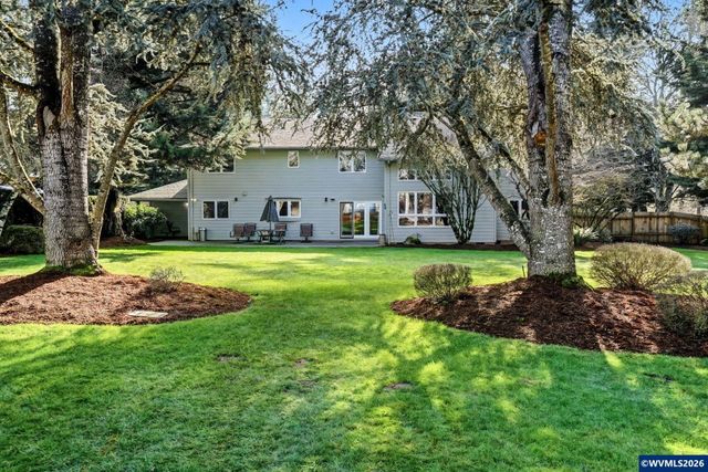 6783 Rippling Brook Dr SE, Salem, OR 97317