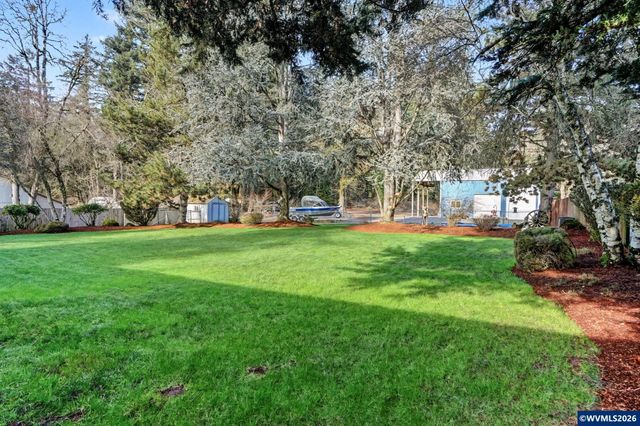 6783 Rippling Brook Dr SE, Salem, OR 97317