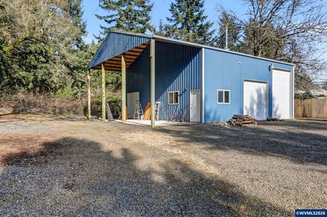 6783 Rippling Brook Dr SE, Salem, OR 97317