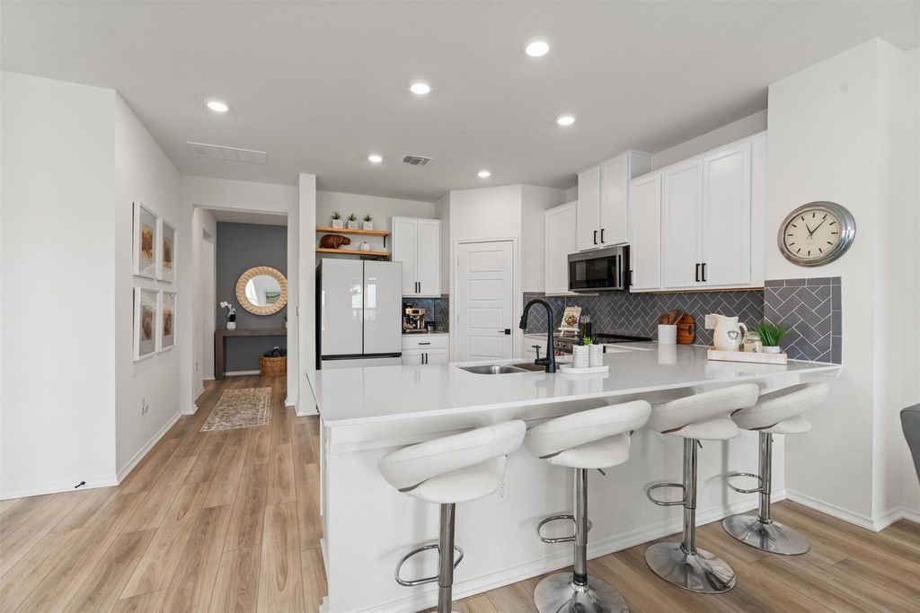 7701 Sika Rose LN, Austin, TX 78736