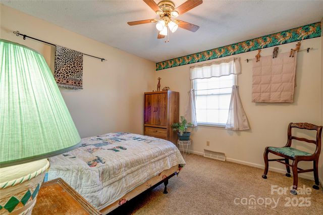 914 Parkwood Road, Shelby, NC 28150