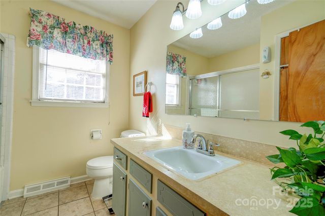 914 Parkwood Road, Shelby, NC 28150