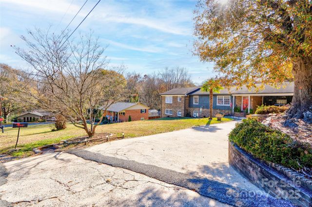 914 Parkwood Road, Shelby, NC 28150