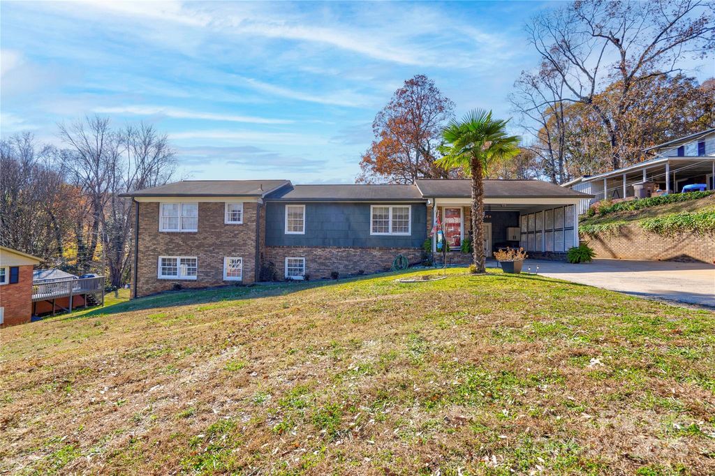 914 Parkwood Road, Shelby, NC 28150