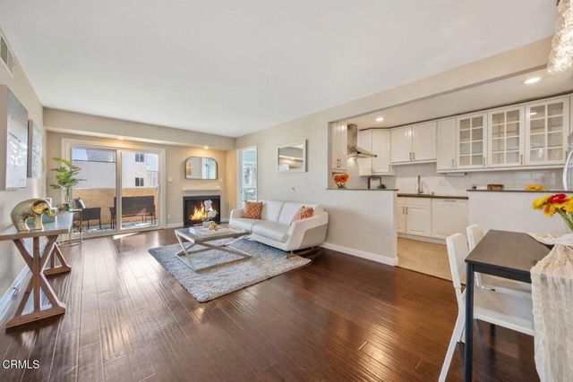 2386 E Del Mar Boulevard 301, Pasadena, CA 91107