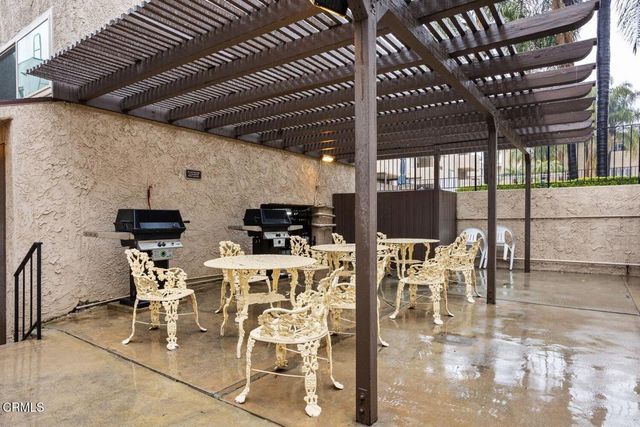 2386 E Del Mar Boulevard 301, Pasadena, CA 91107