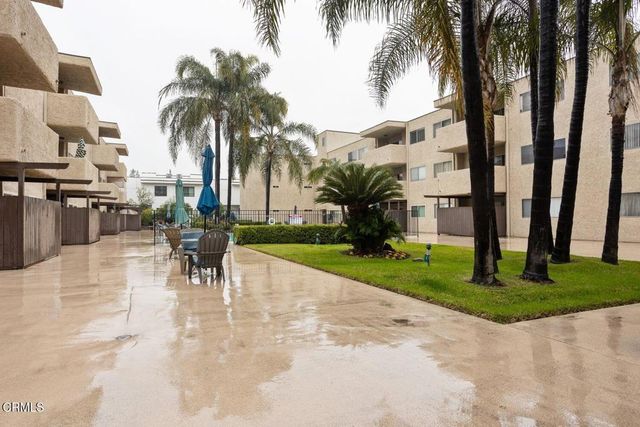 2386 E Del Mar Boulevard 301, Pasadena, CA 91107