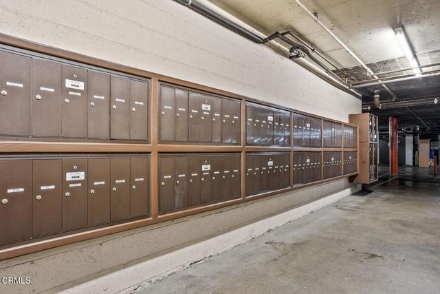 2386 E Del Mar Boulevard 301, Pasadena, CA 91107