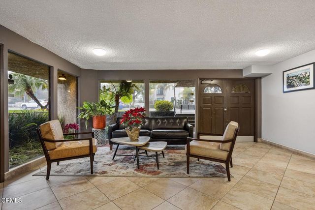 2386 E Del Mar Boulevard 301, Pasadena, CA 91107