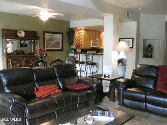 705 W QUEEN CREEK Road 1232, Chandler, AZ 85248