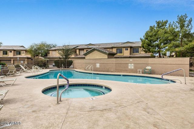 705 W QUEEN CREEK Road 1232, Chandler, AZ 85248