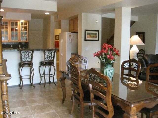 705 W QUEEN CREEK Road 1232, Chandler, AZ 85248