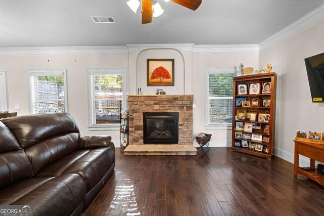 35 Canyon View Drive, Newnan, GA 30265