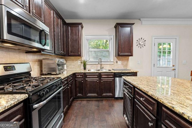 35 Canyon View Drive, Newnan, GA 30265