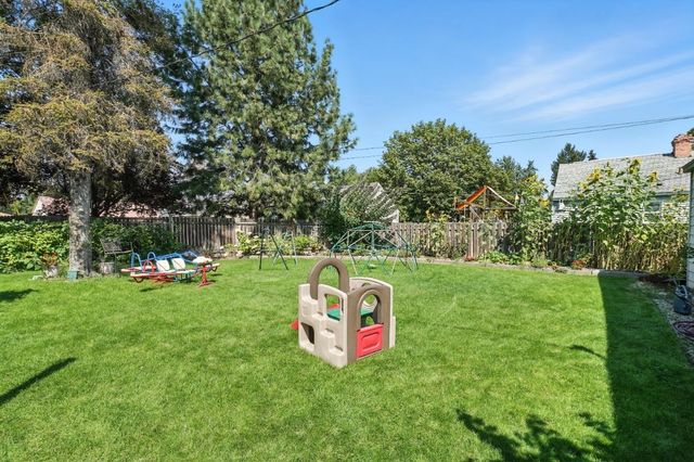 10005 N Andrew St, Spokane, WA 99218