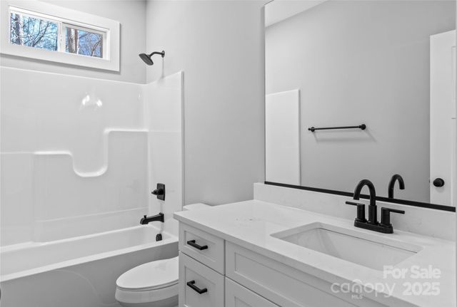 2328 Summerlin Street, Winston Salem, NC 27103