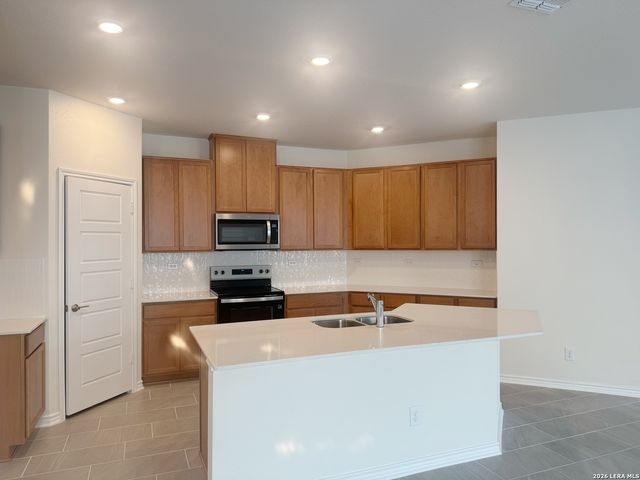 13535 Mudshark, San Antonio, TX 78245