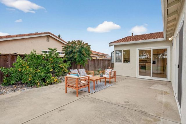 5060 Anaheim Loop, Union City, CA 94587