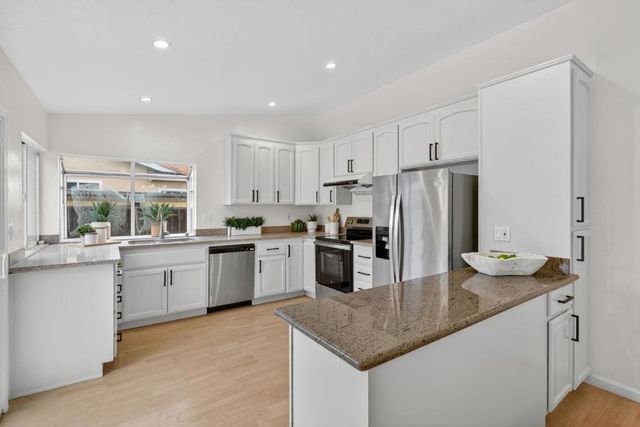 5060 Anaheim Loop, Union City, CA 94587