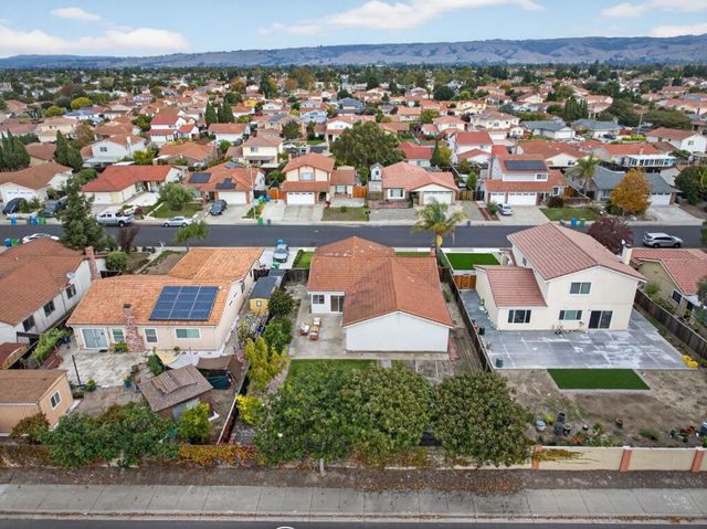 5060 Anaheim Loop, Union City, CA 94587