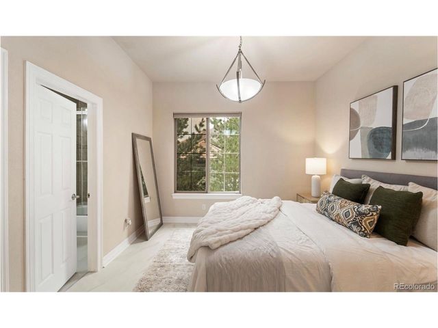 10488 Bluffmont Dr, Lone Tree, CO 80124