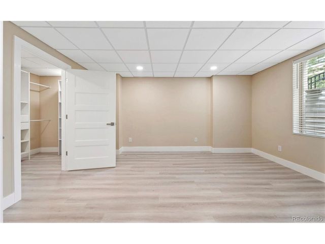 10488 Bluffmont Dr, Lone Tree, CO 80124