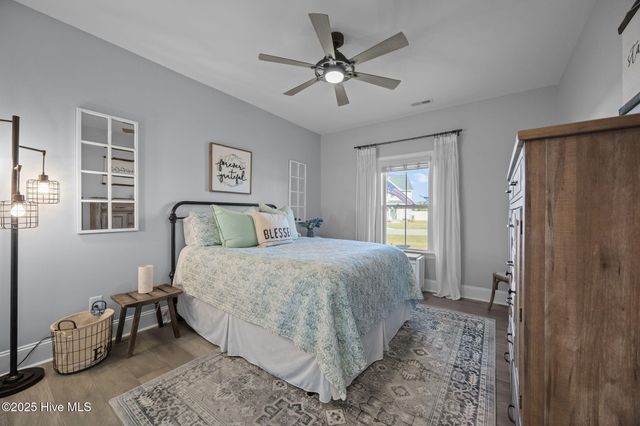 1058 Buckley Drive, Grimesland, NC 27837