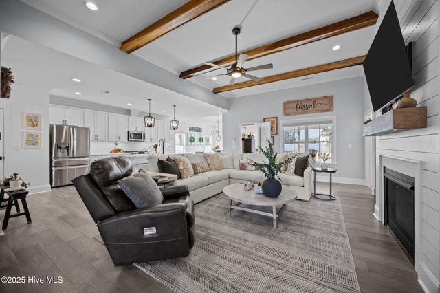 1058 Buckley Drive, Grimesland, NC 27837