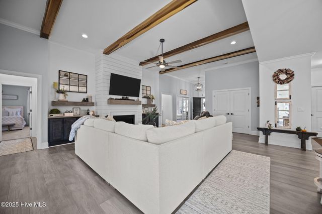 1058 Buckley Drive, Grimesland, NC 27837