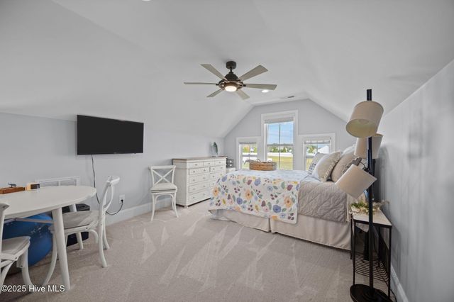 1058 Buckley Drive, Grimesland, NC 27837