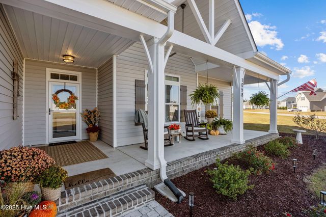 1058 Buckley Drive, Grimesland, NC 27837