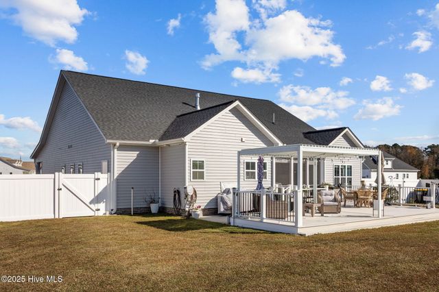 1058 Buckley Drive, Grimesland, NC 27837